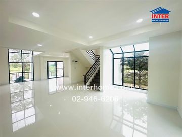 2-storey detached house, 121.1 sq.w., Krisada City Village, Lake and Park, Soi Bang Pla 18, Theparak Road, Old Sukhumvit Road, Bang Phli, Samut Prakan