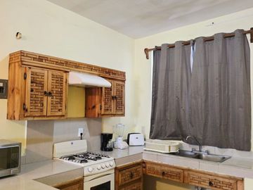 DEPARTAMENTO EN RENTA AL NORTE EN COLONIA KIOSKO EJECUTIVO COMPLETAMENTE AMUEBLADO Y EQUIPADO