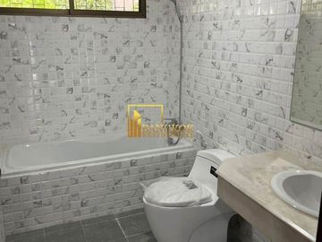 4 Bedroom Townhouse For Rent or Sale in Thonglor