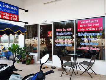 Brand new pool villa with short walking distance to Mae Phim Beach