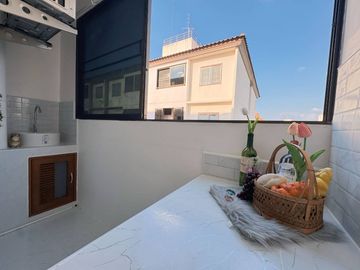 Sale condo Kuan Im Housing Estate, Building2, 4flr,Corner room35m.,2bed,1bath 838KB, furnished, Pa Daet, Mueang Chiang Mai