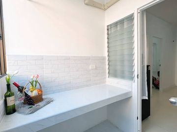 Sale condo Kuan Im Housing Estate, Building2, 4flr,Corner room35m.,2bed,1bath 838KB, furnished, Pa Daet, Mueang Chiang Mai