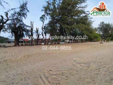 บ้านเดี่ยวชั้นเดียว บ้านพักเพวิลล์ ติดชายหาดสวนสน ตำบลรากพง อำเภอแกลง ระยอง