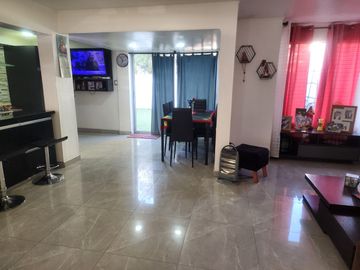 Hermosa Casa en venta Avda.Los Halcones Larapinta, Lampa