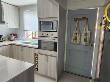 Excelente Casa Ampliada en Republica de Francia 455 Huechuraba