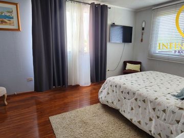 Excelente Casa Ampliada en Republica de Francia 455 Huechuraba
