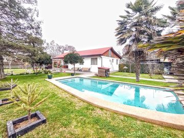 Parcela Con Excelente Casa, Isla De Maipo 3d/2b