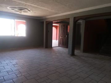 CASA EN VENTA O RENTA ZONA CENTRO