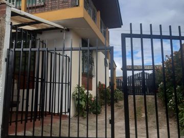 VENDO - PERMUTO CASA QUINTA EN COGUA CUNDINAMARCA