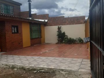 VENDO - PERMUTO CASA QUINTA EN COGUA CUNDINAMARCA