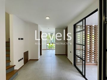 Oportunidad I Extraordinaria casa nueva con Jacuzzi en Villa Terra Conjunto Residencial. Cerritos. Pereira - Colombia.