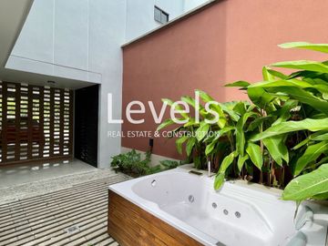 Oportunidad I Extraordinaria casa nueva con Jacuzzi en Villa Terra Conjunto Residencial. Cerritos. Pereira - Colombia.