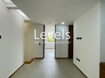 Oportunidad I Extraordinaria casa nueva con Jacuzzi en Villa Terra Conjunto Residencial. Cerritos. Pereira - Colombia.