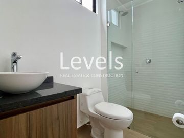 Oportunidad I Extraordinaria casa nueva con Jacuzzi en Villa Terra Conjunto Residencial. Cerritos. Pereira - Colombia.
