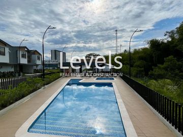 Oportunidad I Extraordinaria casa nueva con Jacuzzi en Villa Terra Conjunto Residencial. Cerritos. Pereira - Colombia.