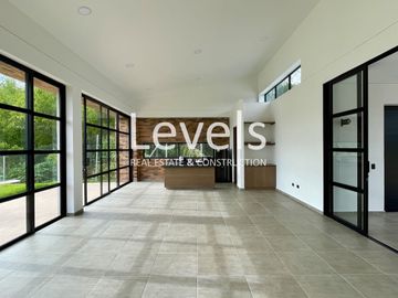 Oportunidad I Extraordinaria casa nueva con Jacuzzi en Villa Terra Conjunto Residencial. Cerritos. Pereira - Colombia.