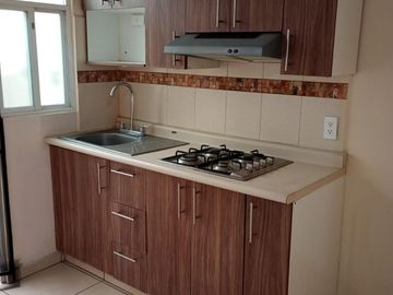 RENTA CASA BOSQUES DE GALERÍAS EN JIUTEPEC