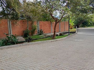 RENTA CASA BOSQUES DE GALERÍAS EN JIUTEPEC