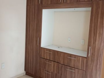 RENTA CASA BOSQUES DE GALERÍAS EN JIUTEPEC