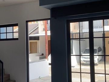 Rumah Yasmin Bogor Dekat Tol, 2 LANTAI Baru, Mewah Harga Murah di Kota Bogor Barat City, Jual Dijual