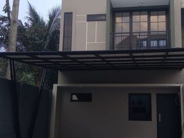 Rumah Yasmin Bogor Dekat Tol, 2 LANTAI Baru, Mewah Harga Murah di Kota Bogor Barat City, Jual Dijual