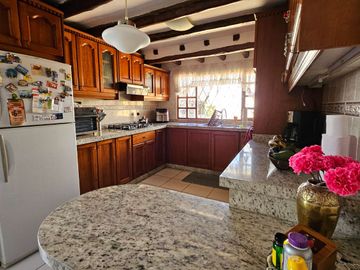 Valle de Los Chillos, Urb. El Rancho, Venta, Hermosa Casa Estilo Rustico