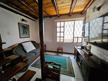 Valle de Los Chillos, Urb. El Rancho, Venta, Hermosa Casa Estilo Rustico