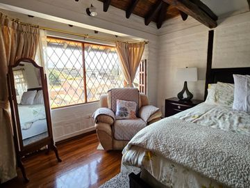 Valle de Los Chillos, Urb. El Rancho, Venta, Hermosa Casa Estilo Rustico