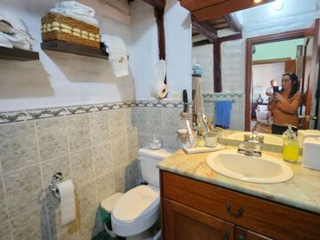 Valle de Los Chillos, Urb. El Rancho, Venta, Hermosa Casa Estilo Rustico