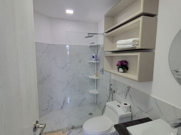 En venta lujoso departamento full amoblado en Torre 3000 Punta Centinela, Ruta del Spondylus, Santa Elena