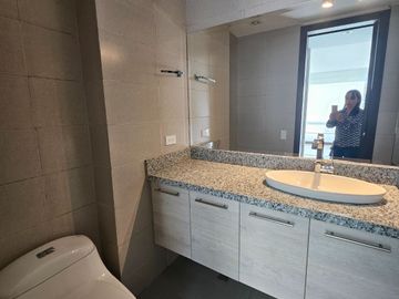 Cumbaya, Sector Auquichico, Amplio Departamento Duplex en Venta