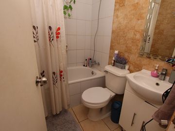 Se Vende Cómoda Casa Pareada de 2 pisos en Quilicura