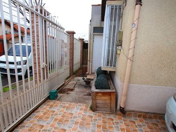 Se Vende Cómoda Casa Pareada de 2 pisos en Quilicura