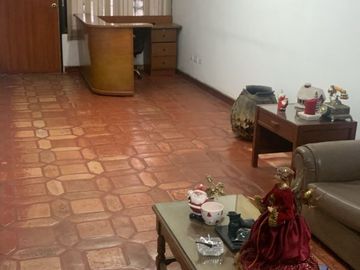 SE VENDE CASA BIFAMILIAR