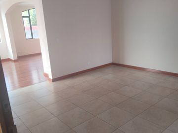 Departamento de venta de 4 dormitorios sector norte San Fernando
