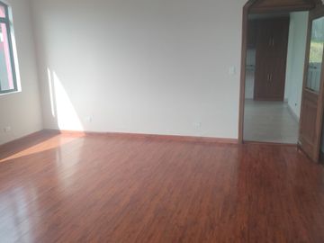 Departamento de venta de 4 dormitorios sector norte San Fernando