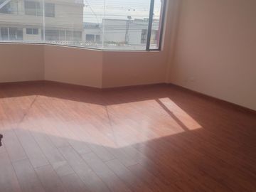 Departamento de venta de 4 dormitorios sector norte San Fernando