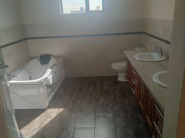 Departamento de venta de 4 dormitorios sector norte San Fernando
