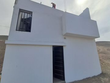 Venta De Casa Muy Acogedora Vista Al Mar En Ancon