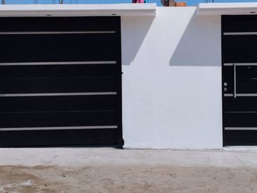 Venta De Casa Muy Acogedora Vista Al Mar En Ancon