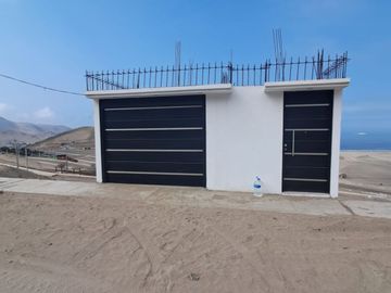 Venta De Casa Muy Acogedora Vista Al Mar En Ancon