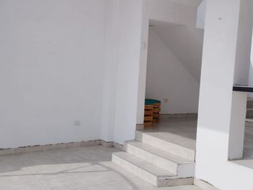 Venta De Casa Muy Acogedora Vista Al Mar En Ancon
