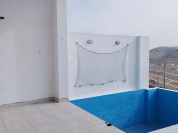 Venta De Casa Muy Acogedora Vista Al Mar En Ancon