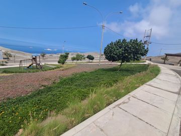 Venta De Casa Muy Acogedora Vista Al Mar En Ancon