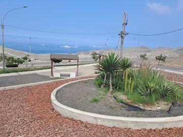 Venta De Casa Muy Acogedora Vista Al Mar En Ancon