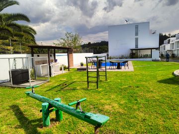 Casa en venta sector La Armenia Valle de los Chillos