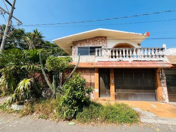 Casa en Venta en Veracruz de Oportunidad Sobre Av Cuauhtémoc.