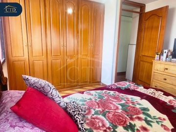 Vendo casa rentera con 6 departamentos, Norte de Quito