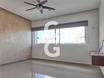 Casa en Venta en Cancun en Residencial Palmaris con 3 Recámaras