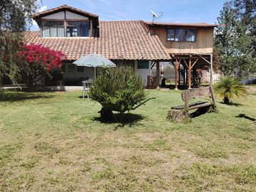 Vendo Quinta en Puembo - Urb. Shalom
